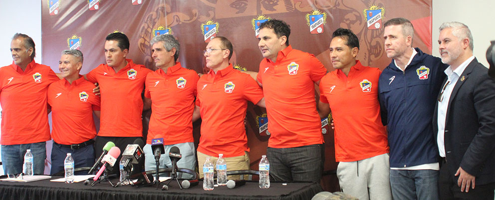 DE MANERA OFICIAL…