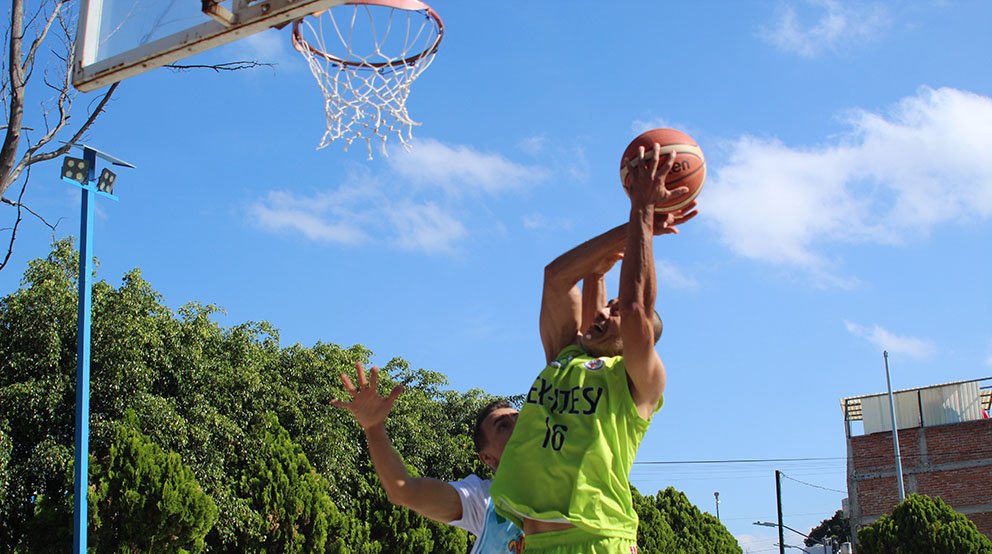 SALTO INICIAL…